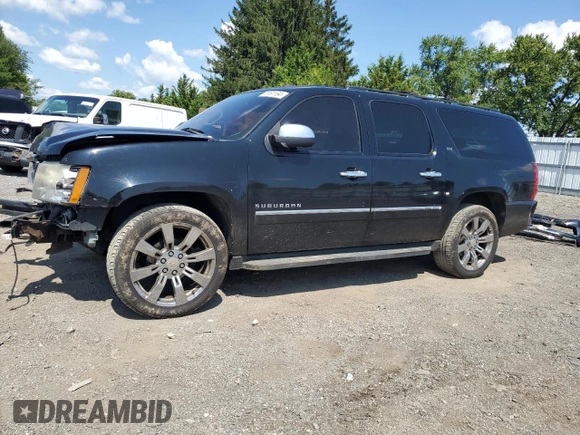 2011 Chevrolet Suburban LTZ with VIN 1GNSKKE38BR271945, listed as a Copart auction lot 68161164 with 199,788 mi miles and Salvage Title. Bid and sale history available at carsss.com. Image 1.