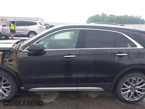 2020 Cadillac XT4 FWD Premium Luxury with VIN 1GYFZCR49LF049541, listed as a IAAI auction lot 42249189 with 62,846 mi miles and . Bid and sale history available at DreamBid. Image 14.