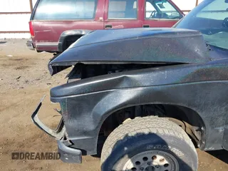 1991 Chevrolet Blazer с VIN 1GNDT13Z9M2200353, выставлен на аукционе IAAI как лот 42747066 с пробегом 145 333 миль миль и . История ставок и продаж доступна на DreamBid. Изображение 6.