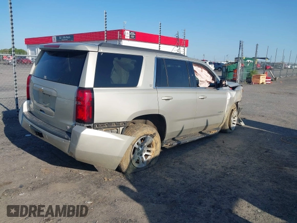 2017 Chevrolet Tahoe LT z VIN 1GNSKBKC1HR233583, wystawiony jako IAAI lot #41985848 z przebiegiem 171 665 mil mil oraz . Historia ofert i sprzedaży dostępna na DreamBid. Obrazek 4.