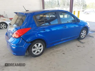2011 Nissan Versa 1.8 S with VIN 3N1BC1CP7BL487592, listed as a IAAI auction lot 42077797 with 81,982 mi miles. Bid and sale history available at carsss.com. Image 4.