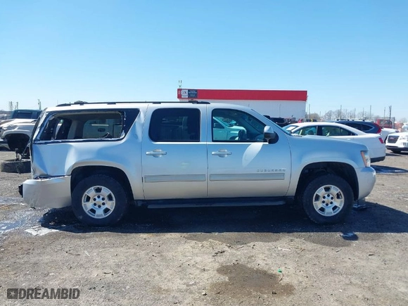 2012 Chevrolet Suburban LT with VIN 1GNSKJE73CR134880, listed as a IAAI auction lot 41748869 with NaN miles. Bid and sale history available at carsss.com. Image 13.
