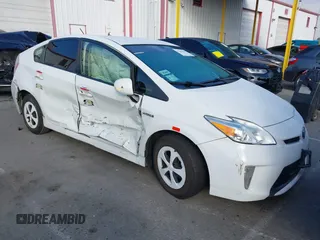 2014 Toyota Prius Four z VIN JTDKN3DU6E1775820, wystawiony jako IAAI lot #41548396 z przebiegiem 395 856 mil mil oraz . Historia ofert i sprzedaży dostępna na DreamBid. Obrazek 1.