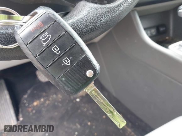 2018 Kia Sportage LX with VIN KNDPMCAC3J7380179, listed as a IAAI auction lot 41672067 with 134,390 mi miles. Bid and sale history available at carsss.com. Image 11.