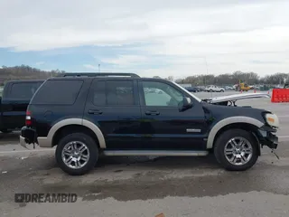 2008 Ford Explorer Eddie Bauer with VIN 1FMEU64E48UA79367, listed as a IAAI auction lot 41807919 with 211,458 mi miles. Bid and sale history available at carsss.com. Image 14.