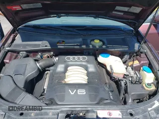 1998 Audi A6 with VIN WAUBA34B9WN058443, listed as a IAAI auction lot 42092713 with 172,728 mi miles. Bid and sale history available at carsss.com. Image 10.