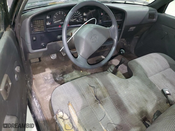 1993 Toyota 4WD Pickups DLX with VIN 4TARN01PXPZ058736, listed as a Copart auction lot 83463584 with 382,344 mi miles and Non Repairable. Bid and sale history available at carsss.com. Image 8.