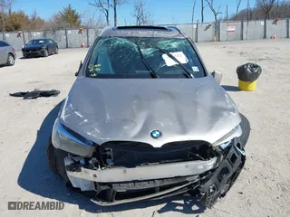 2021 BMW X1 xDrive28i with VIN WBXJG9C06M5S85511, listed as a IAAI auction lot 41705422 with 30,636 mi miles. Bid and sale history available at carsss.com. Image 12.