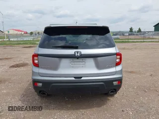 2020 Honda Passport EX-L with VIN 5FNYF8H59LB014260, listed as a IAAI auction lot 42274421 with 111,830 mi miles and . Bid and sale history available at DreamBid. Image 17.