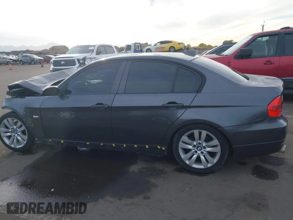2006 BMW 3 Series 325i with VIN WBAVB135X6KX48911, listed as a IAAI auction lot 40922943 with 199,683 mi miles and . Bid and sale history available at carsss.com. Image 14.