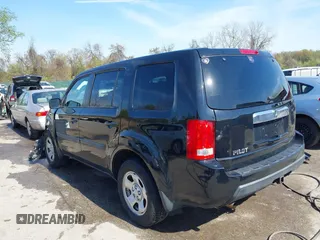 2014 Honda Pilot LX with VIN 5FNYF4H29EB043405, listed as a IAAI auction lot 42070376 with 139,356 mi miles and . Bid and sale history available at carsss.com. Image 3.