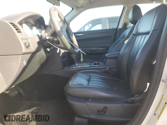 2008 Chrysler 300 LX with VIN 2C3KA43R38H105313, listed as a Copart auction lot 45889195 with 120,151 mi miles and Salvage Title. Bid and sale history available at carsss.com. Image 7.