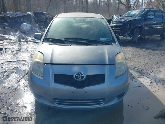2007 Toyota Yaris with VIN JTDJT923475114118, listed as a IAAI auction lot 41647780 with 158,608 mi miles. Bid and sale history available at carsss.com. Image 6.