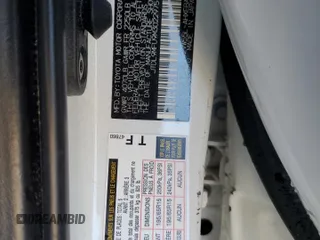 2021 Toyota Prius LE z VIN JTDL9MFU9M3022975, wystawiony jako Copart lot #53810615 z przebiegiem Nie podano mil oraz Nie do naprawy • Non repairable. Historia ofert i sprzedaży dostępna na DreamBid. Obrazek 14.