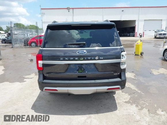 2024 Ford Expedition Max XLT with VIN 1FMJK1J83REA31036, listed as a IAAI auction lot 42190319 with 26,956 mi miles and . Bid and sale history available at DreamBid. Image 16.