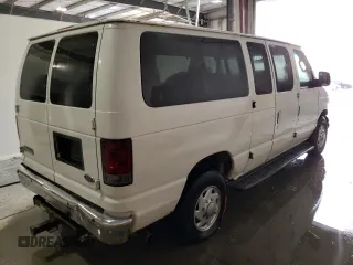 2006 Ford Econoline Passenger XL with VIN 1FBNE31L46HA15407, listed as a Copart auction lot 70873914 with 183,415 mi miles and Clean Title. Bid and sale history available at carsss.com. Image 3.