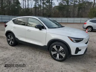 2023 Volvo C40 Recharge Pure Electric Core with VIN YV4ED3GK9P2043864, listed as a Copart auction lot 43547435 with 10,921 mi miles and Salvage Title. Bid and sale history available at carsss.com. Image 4.