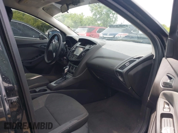 2012 Ford Focus SE с VIN 1FAHP3F28CL152822, выставлен на аукционе IAAI как лот 42277102 с пробегом 165 564 миль миль и . История ставок и продаж доступна на DreamBid. Изображение 5.