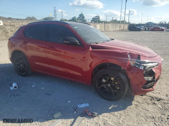 2020 Alfa Romeo Stelvio with VIN ZASPAJAN1L7C93115, listed as a Copart auction lot 85952184 with 63,189 mi miles and Salvage Title. Bid and sale history available at carsss.com. Image 4.