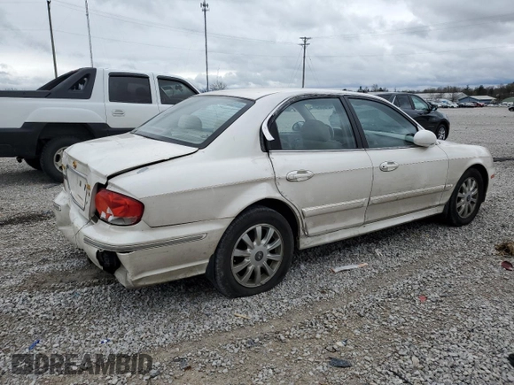 2004 Hyundai Sonata GLS with VIN KMHWF35H44A014911, listed as a Copart auction lot 47846795 with 129,920 mi miles and Salvage Title. Bid and sale history available at DreamBid. Image 3.