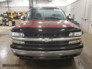 2000 Chevrolet Silverado 1500 LS with VIN 1GCEK19T8YE209097, listed as a Copart auction lot 43940845 with 103,571 mi miles and Clean Title. Bid and sale history available at carsss.com. Image 5.