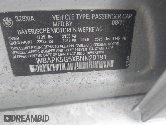 2011 BMW 3 Series 328i xDrive z VIN WBAPK5G5XBNN29191, wystawiony jako IAAI lot #42367812 z przebiegiem 155 821 mil mil oraz . Historia ofert i sprzedaży dostępna na DreamBid. Obrazek 9.
