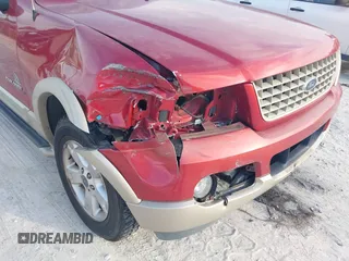 2005 Ford Explorer Eddie Bauer z VIN 1FMZU74K65UA55533, wystawiony jako IAAI lot #42546942 z przebiegiem 184 586 mil mil oraz . Historia ofert i sprzedaży dostępna na DreamBid. Obrazek 12.