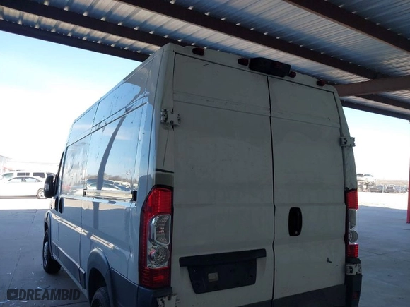 2017 Ram ProMaster Cargo Van with VIN 3C6TRVBG8HE542757, listed as a IAAI auction lot 41665335 with 72,358 mi miles. Bid and sale history available at carsss.com. Image 3.