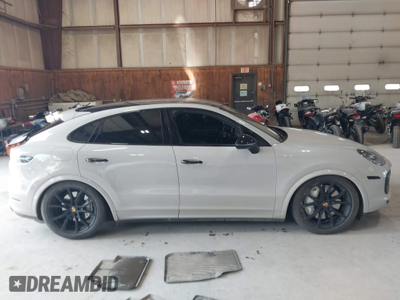 2021 Porsche Cayenne Turbo with VIN WP1BF2AY2MDA51228, listed as a IAAI auction lot 42757492 with 33,660 mi miles and . Bid and sale history available at DreamBid. Image 13.