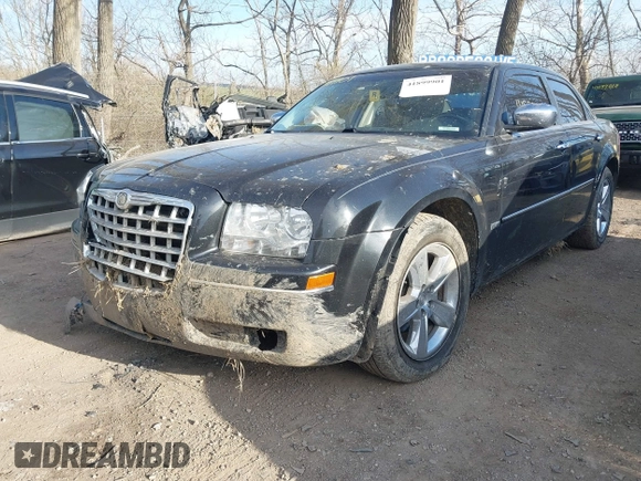 2010 Chrysler 300 Touring with VIN 2C3CA5CV2AH134024, listed as a IAAI auction lot 41899901 with 164,797 mi miles. Bid and sale history available at carsss.com. Image 6.