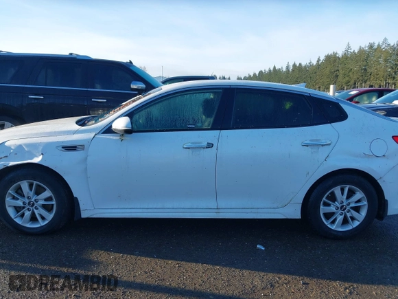 2016 Kia Optima LX with VIN 5XXGT4L31GG034993, listed as a IAAI auction lot 41881231 with 81,888 mi miles. Bid and sale history available at carsss.com. Image 15.