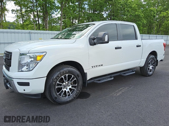 2022 Nissan Titan SV with VIN 1N6AA1ED8NN102141, listed as a Copart auction lot 56734745 with 44,379 mi miles and Clean title. Bid and sale history available at DreamBid. Image 1.