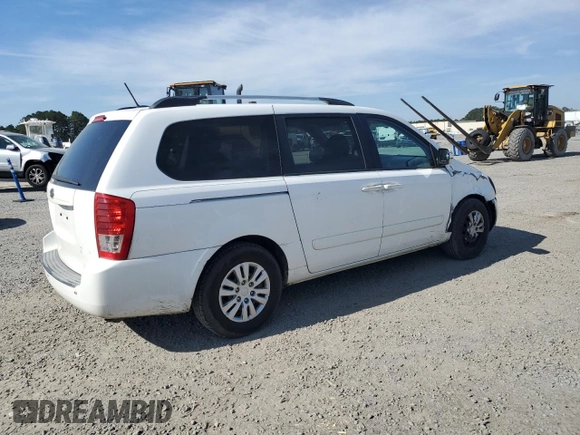 2011 Kia Sedona LX with VIN KNDMG4C75B6369885, listed as a Copart auction lot 49249435 with 225,057 mi miles and Salvage Title. Bid and sale history available at carsss.com. Image 3.
