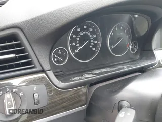 2013 BMW 5 Series 550i xDrive с VIN WBAFU9C51DDY72113, выставлен на аукционе IAAI как лот 42446069 с пробегом Не указан миль и . История ставок и продаж доступна на DreamBid. Изображение 14.