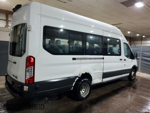 2018 Ford Transit Passenger XL with VIN 1FBVU4XM2JKA03650, listed as a Copart auction lot 46547195 with 108,821 mi miles and Salvage Title. Bid and sale history available at DreamBid. Image 3.