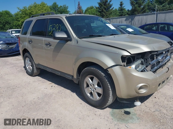 2012 Ford Escape XLT с VIN 1FMCU9DG9CKC62438, выставлен на аукционе IAAI как лот 42655392 с пробегом 129 503 миль миль и . История ставок и продаж доступна на DreamBid. Изображение 1.