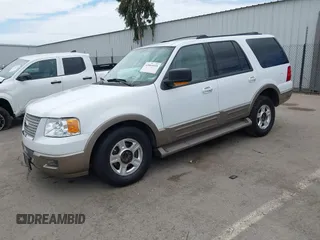 2004 Ford Expedition Eddie Bauer with VIN 1FMPU17L14LA05104, listed as a IAAI auction lot 42064535 with 249,614 mi miles. Bid and sale history available at carsss.com. Image 18.