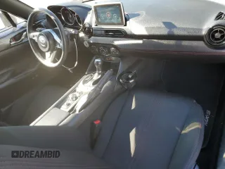 2017 Mazda MX-5 Miata Club z VIN JM1NDAC79H0121954, wystawiony jako Copart lot #53359715 z przebiegiem 44 995 mil mil oraz Tytuł czysty. Historia ofert i sprzedaży dostępna na DreamBid. Obrazek 8.
