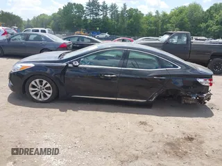 2012 Hyundai Azera with VIN KMHFG4JG2CA133104, listed as a IAAI auction lot 42562933 with Not provided miles and . Bid and sale history available at DreamBid. Image 13.