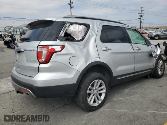 2017 Ford Explorer XLT with VIN 1FM5K7DH6HGC26647, listed as a Copart auction lot 56223115 with Not provided miles and Salvage title. Bid and sale history available at DreamBid. Image 3.