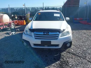 2014 Subaru Outback Premium с VIN 4S4BRCCC5E3211184, выставлен на аукционе IAAI как лот 41974551 с пробегом 115 479 миль миль и . История ставок и продаж доступна на DreamBid. Изображение 13.
