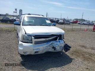 2008 Chevrolet Avalanche 3LT with VIN 3GNFK12328G218148, listed as a IAAI auction lot 42473513 with 179,954 mi miles and . Bid and sale history available at DreamBid. Image 12.