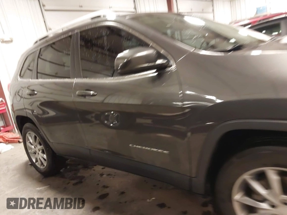 2018 Jeep Cherokee Limited with VIN 1C4PJMDX7JD535623, listed as a IAAI auction lot 41824338 with 99,992 mi miles. Bid and sale history available at carsss.com. Image 14.