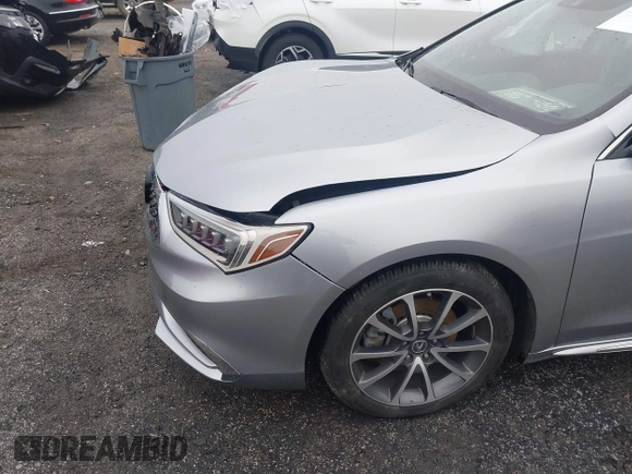 2018 Acura TLX Technology z VIN 19UUB2F52JA001206, wystawiony jako IAAI lot #41498575 z przebiegiem 83 823 mil mil oraz . Historia ofert i sprzedaży dostępna na DreamBid. Obrazek 17.