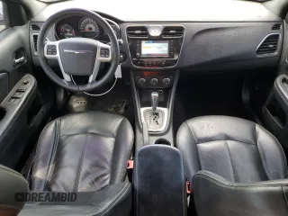 2011 Chrysler 200 Limited with VIN 1C3BC2FG9BN619335, listed as a Copart auction lot 54927005 with 161,749 mi miles and Salvage Title. Bid and sale history available at DreamBid. Image 8.