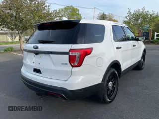 2016 Ford Utility Police Interceptor with VIN 1FM5K8AR2GGC91898, listed as a Copart auction lot 55389185 with 189,162 mi miles and Clean Title. Bid and sale history available at carsss.com. Image 4.