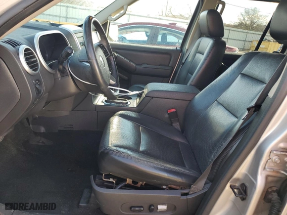 2007 Mercury Mountaineer with VIN 4M2EU37E07UJ06118, listed as a Copart auction lot 84215154 with 171,891 mi miles and Salvage Title. Bid and sale history available at carsss.com. Image 7.