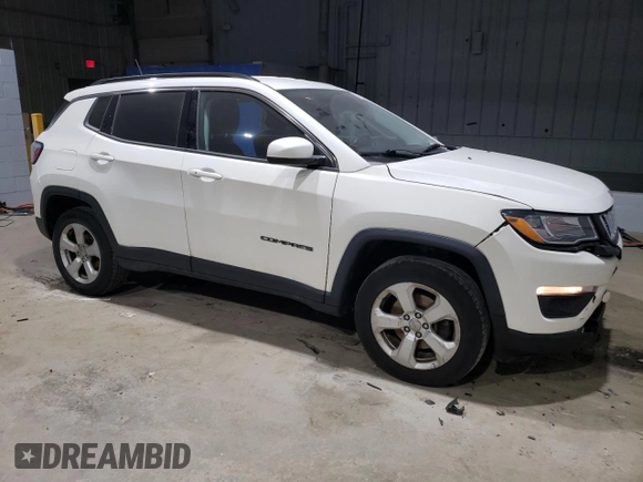 2018 Jeep Compass Latitude z VIN 3C4NJDBB0JT223491, wystawiony jako Copart lot #41495835 z przebiegiem 82 967 mil mil oraz Szkoda całkowita • Salvage title. Historia ofert i sprzedaży dostępna na DreamBid. Obrazek 4.