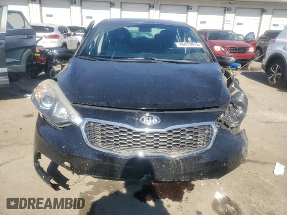 2016 Kia Forte EX z VIN KNAFX4A8XG5506110, wystawiony jako Copart lot #46479815 z przebiegiem 80 833 mil mil oraz Szkoda całkowita • Salvage title. Historia ofert i sprzedaży dostępna na DreamBid. Obrazek 5.