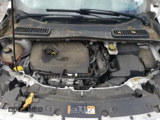 2018 Ford Escape SE z VIN 1FMCU9GDXJUA71940, wystawiony jako Copart lot #55891775 z przebiegiem 117 298 mil mil oraz Tytuł czysty. Historia ofert i sprzedaży dostępna na DreamBid. Obrazek 11.